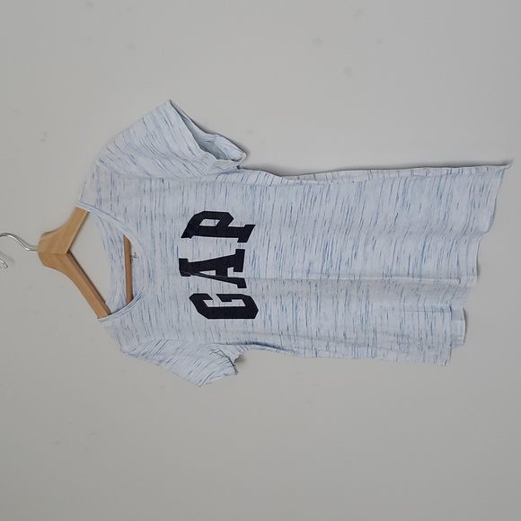 GAP Blue Tshirt - Picture 2 of 3